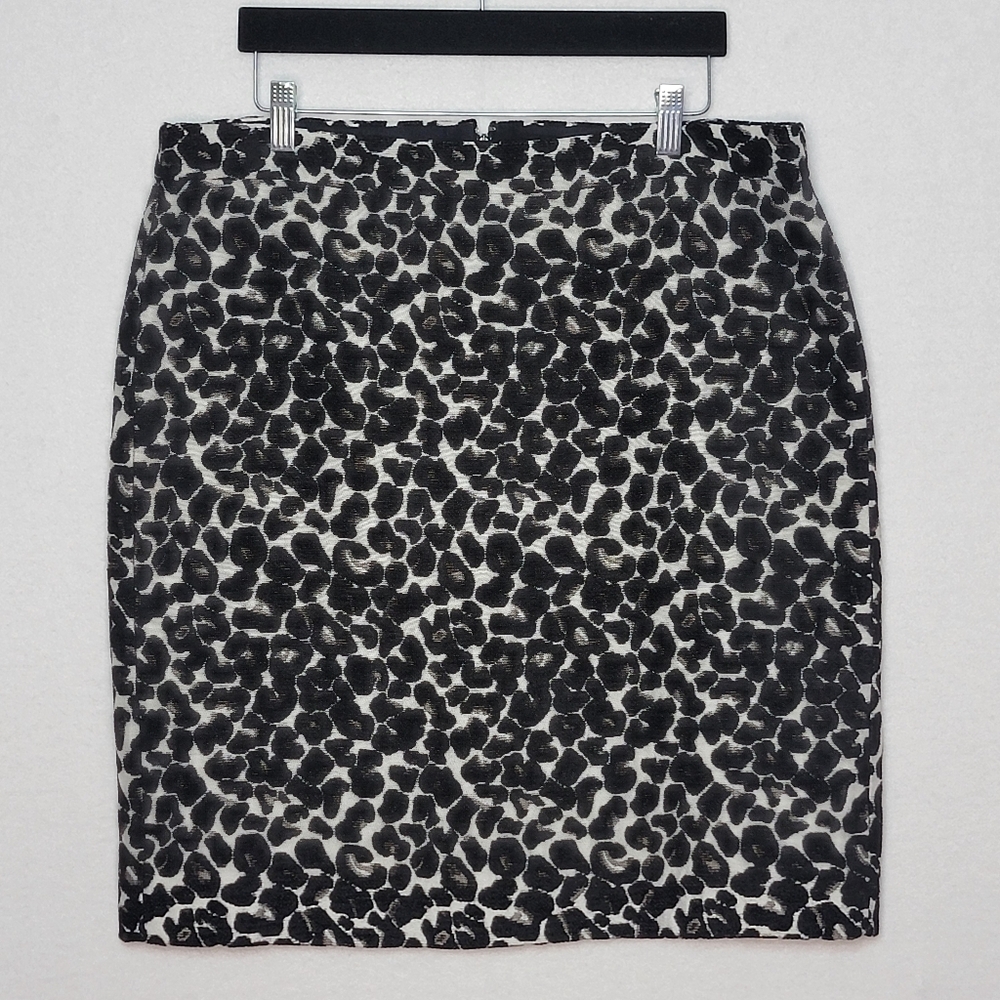 J. Crew Black and White Animal Print‎ Pencil Skirt SIZE 14. #855